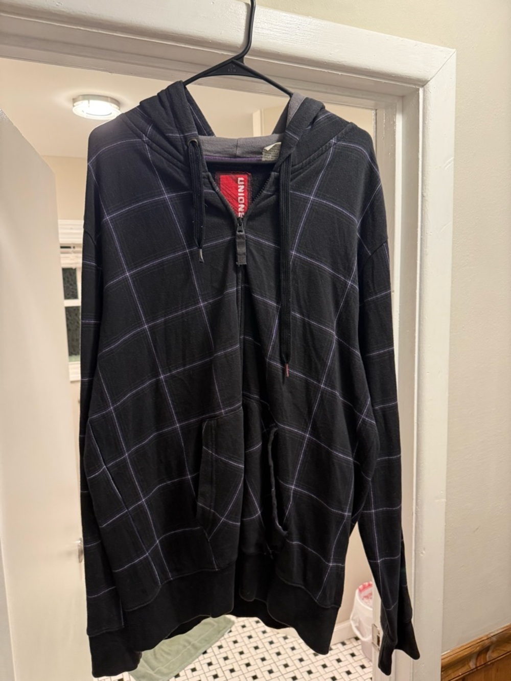 UNIONBAY Black Plaid Zip-Up Hoodie Sweater